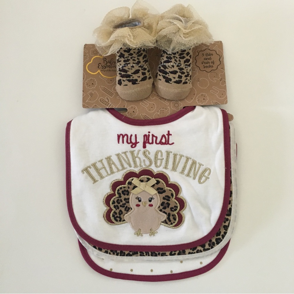NEW My 1st Thanksgiving 3 Bibs and Sock Set Animal Print Turkey Theme Baby Gift